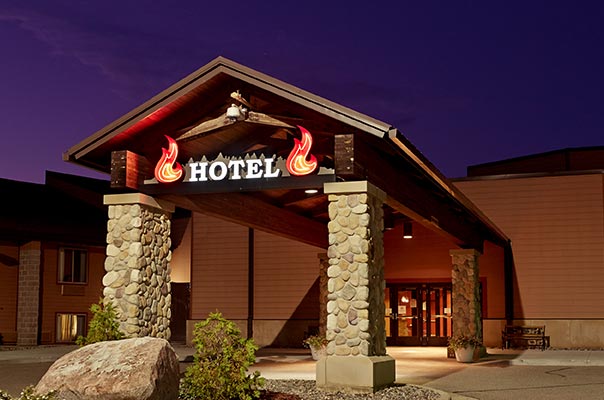 Casino hotel with pool and restaurants in Wisconsin
